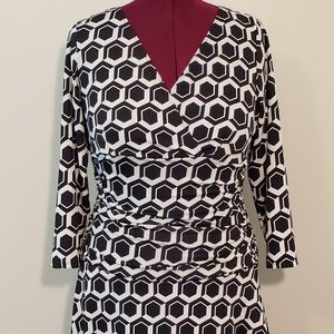 Rekucci 3/4 Sleeve Fit Flare Crossover